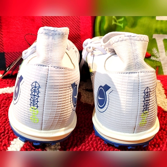 New Nike Mercurial Super Fly 8 Academy TF Mid Soccer Wear Size 10 - Picture 3 of 6